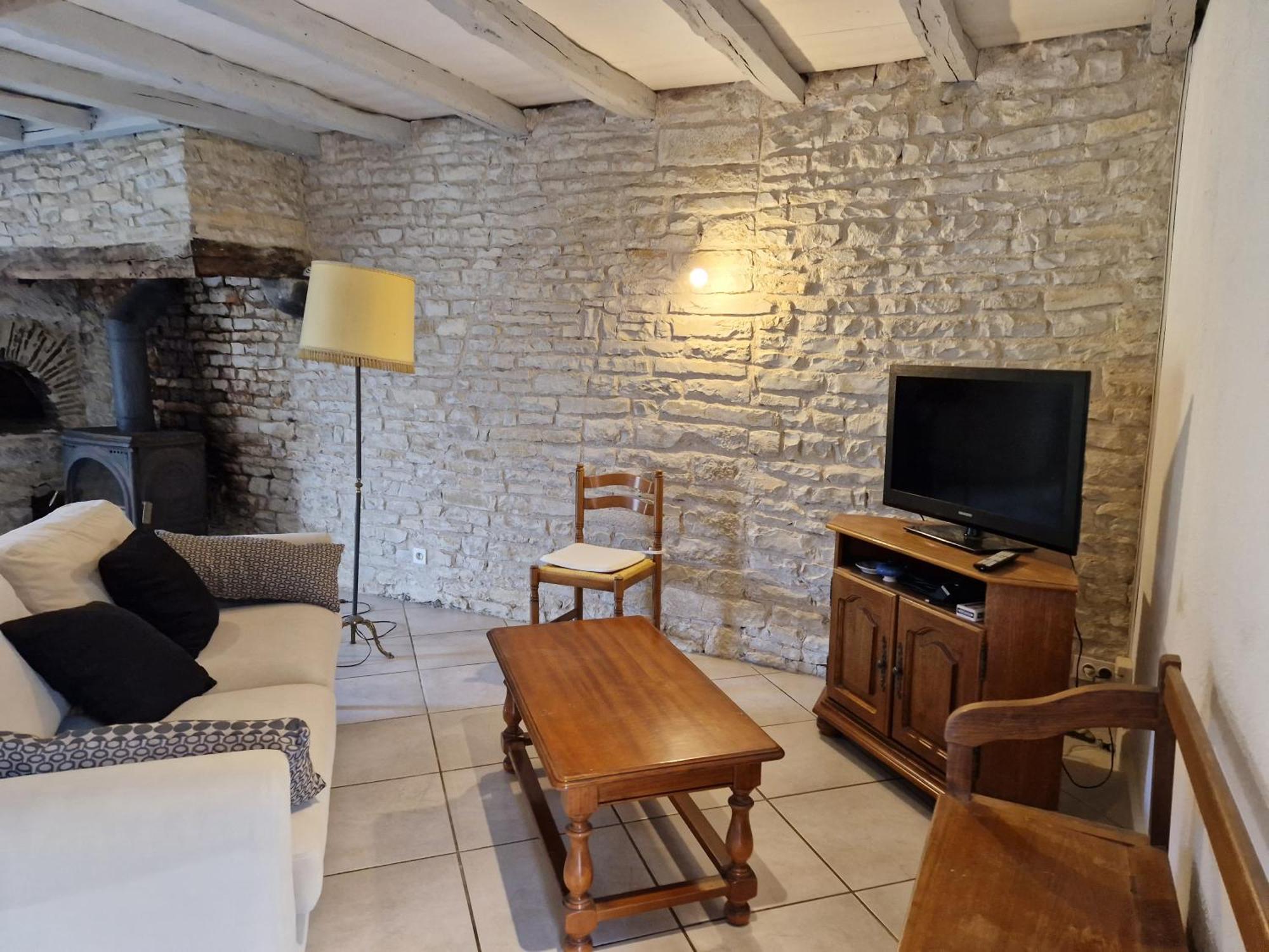 Gite Les Frenes Avec Pre Dans Joli Hameau Vermenton Luaran gambar